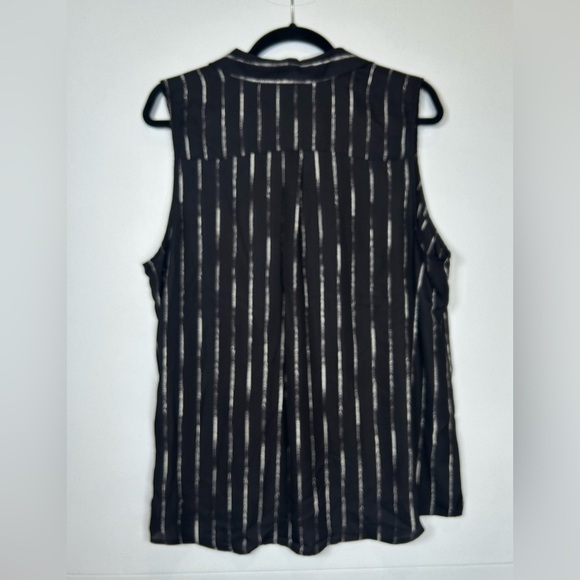 APT.9 Black Shirt with White Stripes. Sleeveless. Sheer. Career. Casual. Size XL - Picture 3 of 7